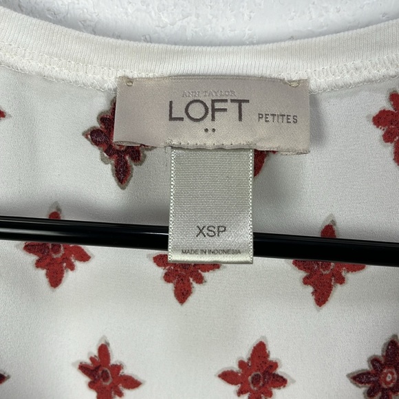 LOFT Women’s Cream Tank Top with Re Geometric Pattern Sleeveless Petite Sz XSP - Picture 3 of 8